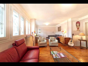 Toulouse Centre Large Apartment With Parking